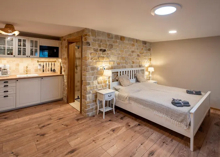 Flat - Sleeps 3 - Parking - Wifi